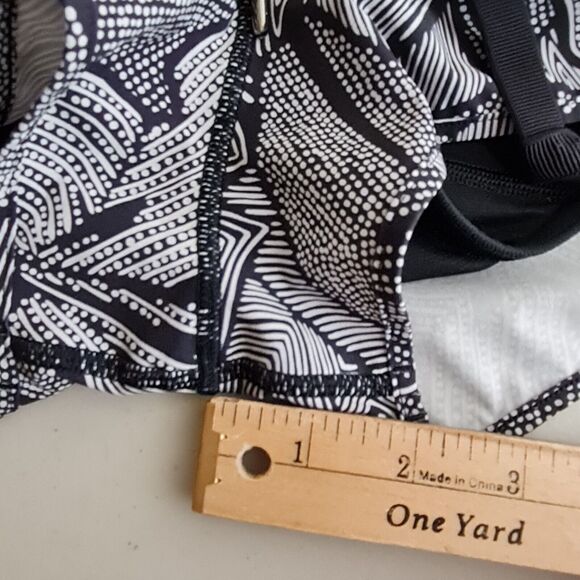 Lululemon Hotty Hot Shorts Womens 8 Black White Lined 2" Regular Gym Running - Picture 13 of 16